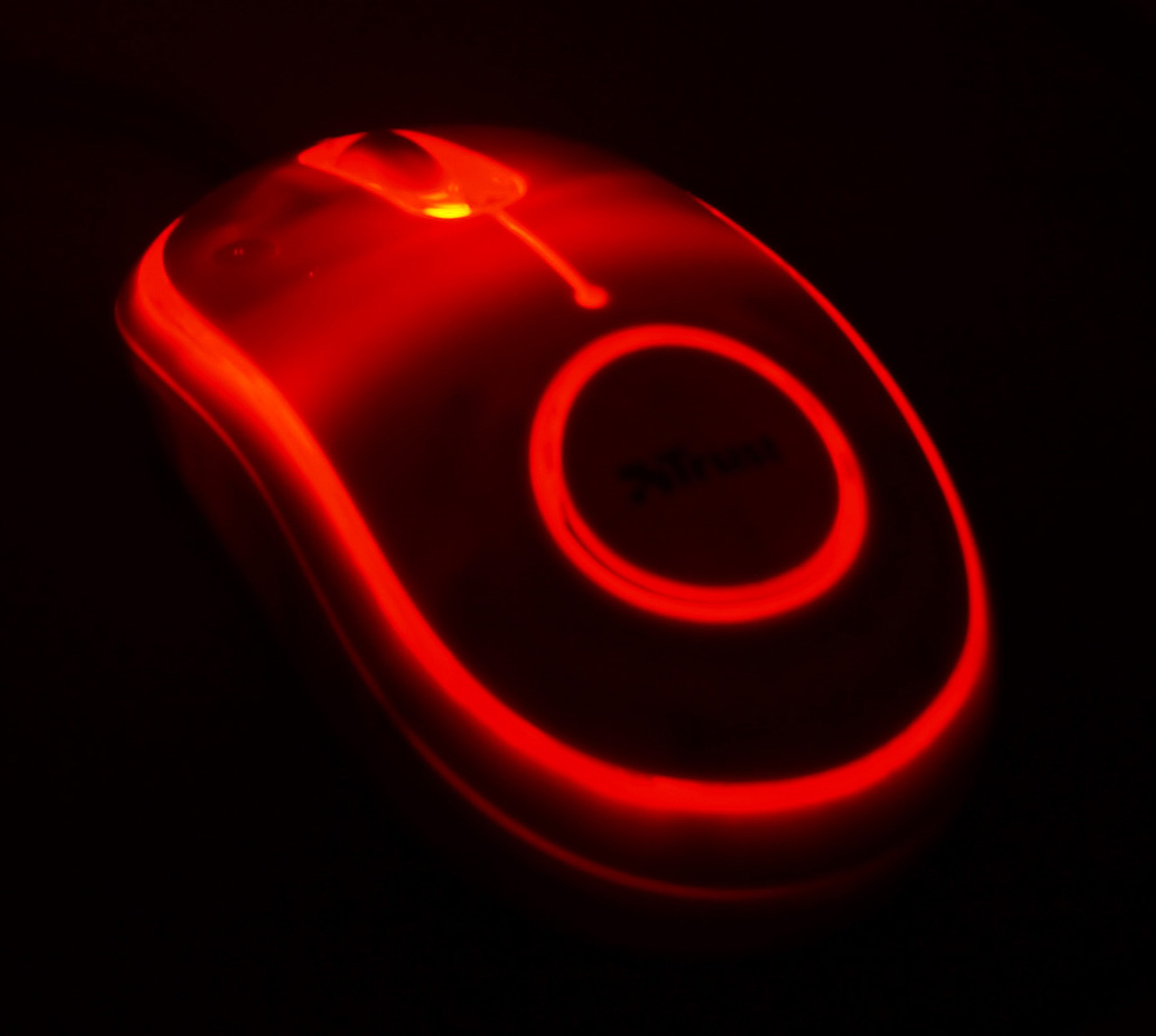 PC Mouse glows in the dark